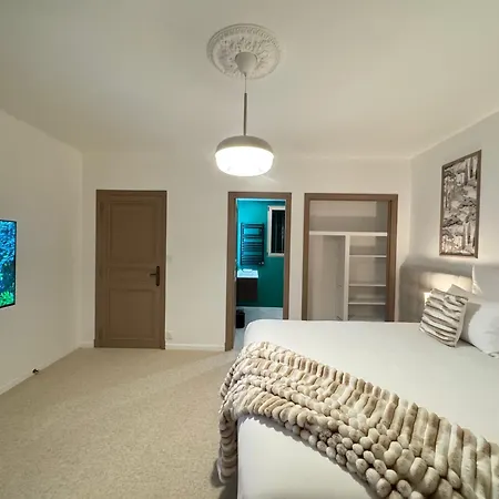 Lv House & Gardens Apartment Carcassonne