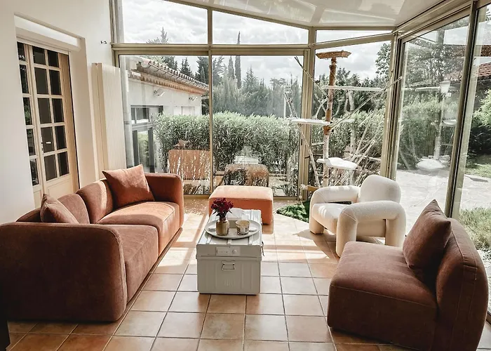 Lv House & Gardens Apartment Carcassonne