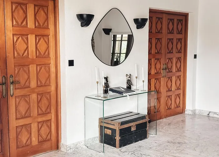 Lv House & Gardens Apartament