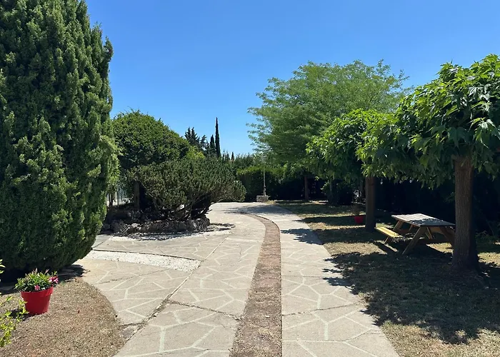 Lv House & Gardens カルカソンヌ